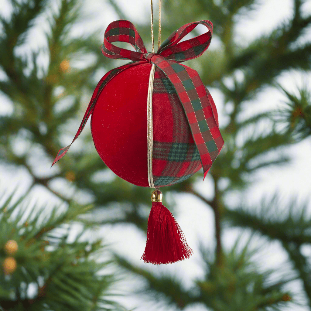 Christmas ball with velvet, tartan, bow and tassel - Ø 7.4"