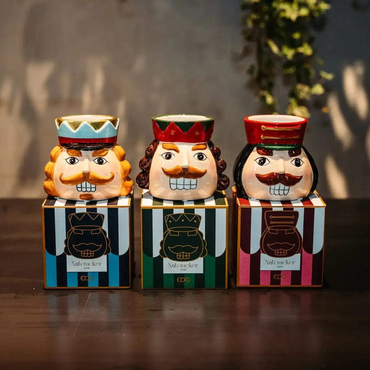 Set of 3 decorative vases for Christmas - nutcracker motifs H 4.68"