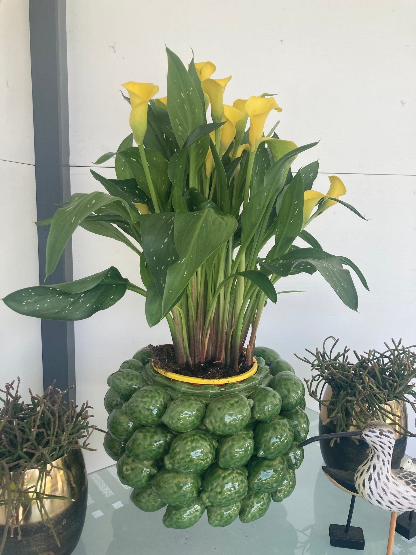 Lemon vase decorated with green lemons - ceramic H 7" Ø 11"