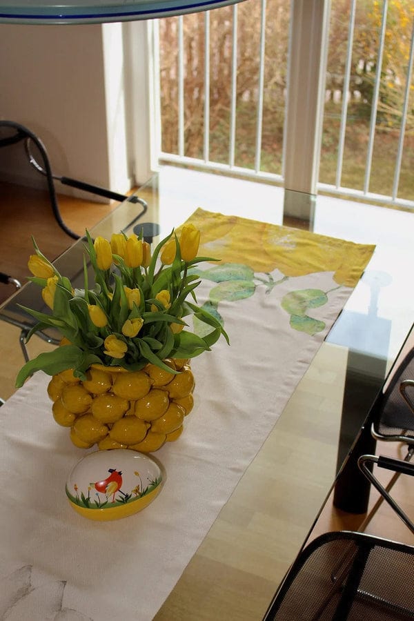 Table runner 66.3" x 19.5" cream with lemon print - 100% Co