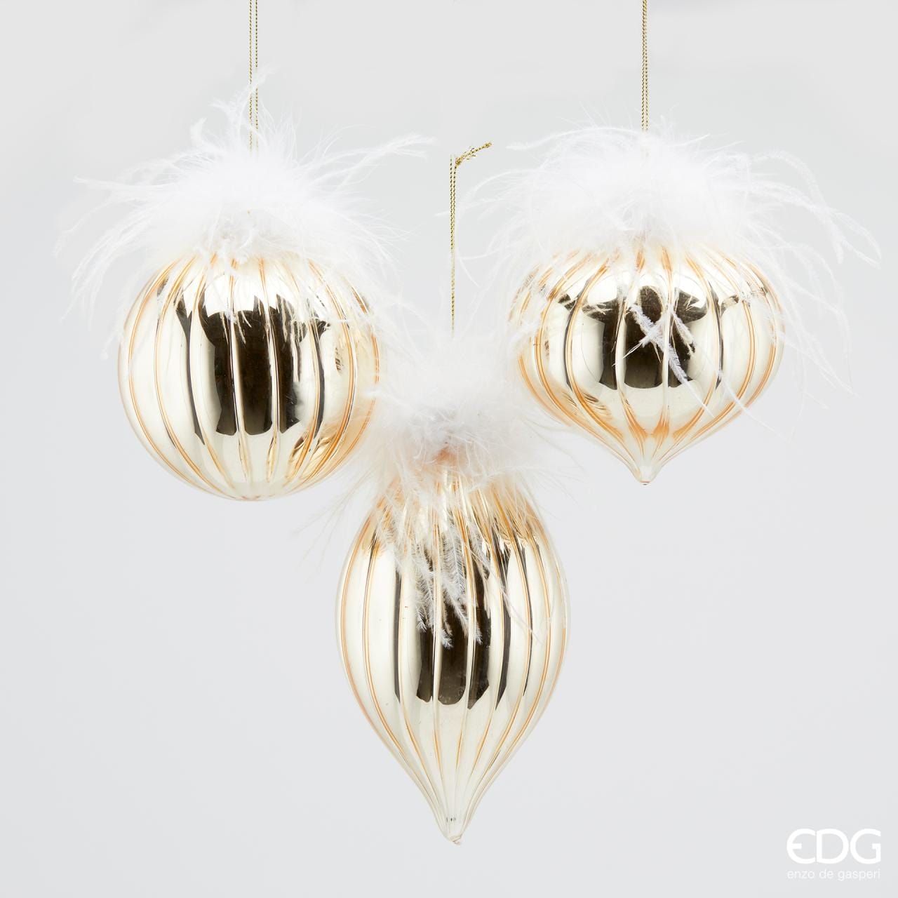 3 Designer balls gold with feathers - festive decorative balls glass Ø 3.9"